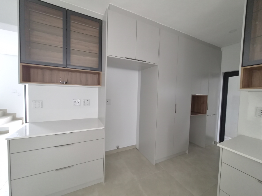 4 Bedroom Property for Sale in Sandown Western Cape